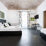 White Отель типа 