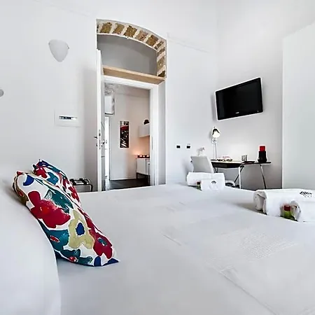 White Bed & Breakfast