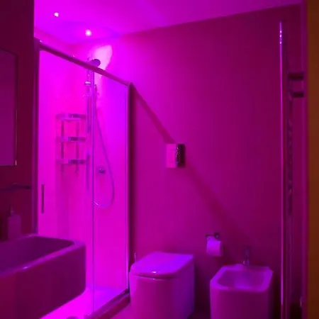 Bed & Breakfast White