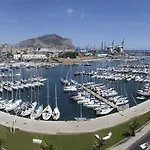 White 4* Palermo