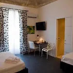 White Bed & Breakfast