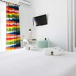 White 4*