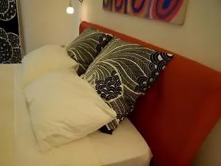 White 4*