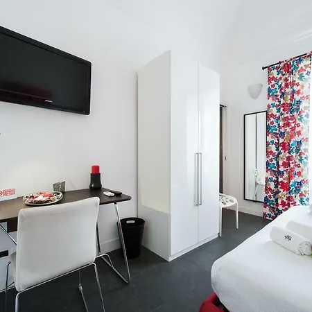 White Bed & Breakfast