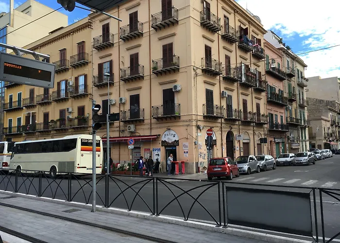 White Отель типа 